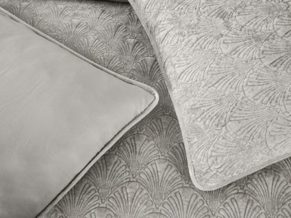 Покрывало Софи де Марко Розалин (светло-серое) 240х260