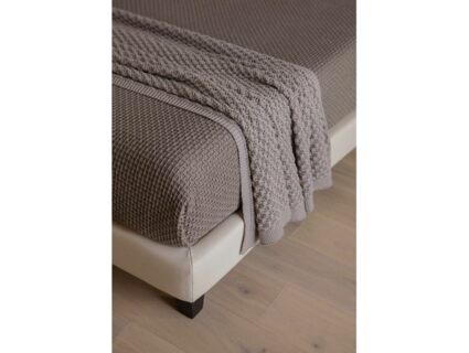 Плед Luxberry BOUCLE тауп 150х220